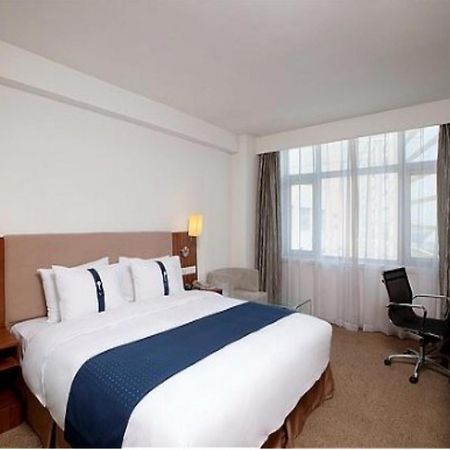 Holiday Inn Express Tianjin Binhai Екстериор снимка