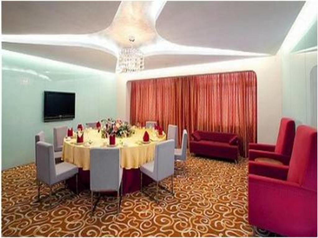 Holiday Inn Express Tianjin Binhai Екстериор снимка