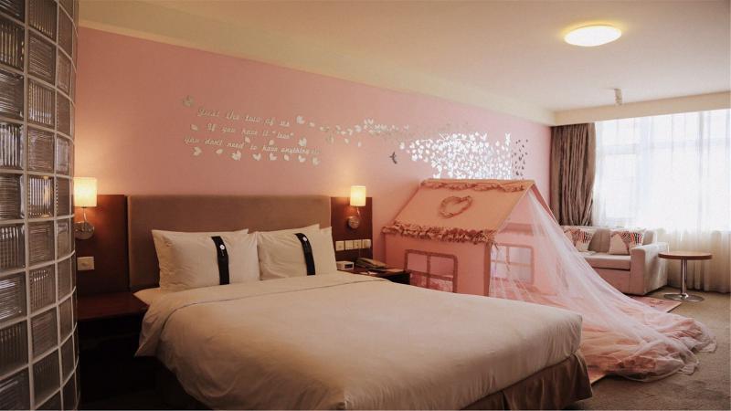 Holiday Inn Express Tianjin Binhai Екстериор снимка